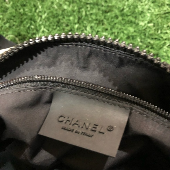 100% authentic! chanel Sport duffle bag - Picture 2 of 5